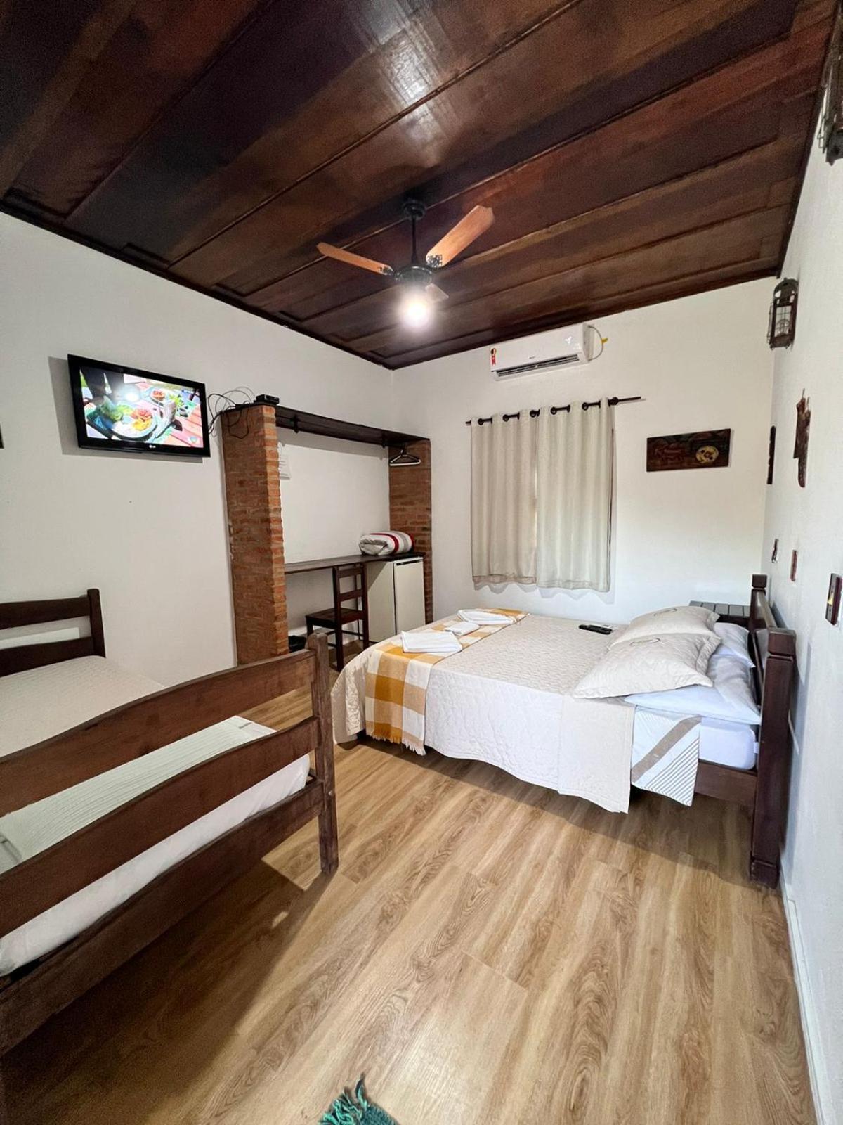 Pousada Manacas Ubatuba Ngoại thất bức ảnh